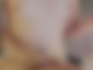 Live cam show with LupeRuthenberg - Body Massage on Camsoda