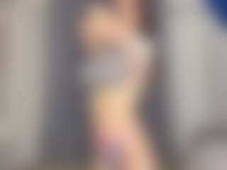 Live cam show with MissLaderer - Smoking on Dare Cams