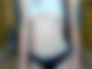 Live cam show with NoirDiva - Cute on madthumbs