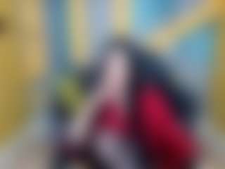 Live cam show with NoirDiva - Public on Camsoda