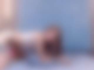 Live cam show with BarbyJoness - Eating Pussy on CSO-WL