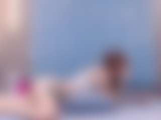 Live cam show with BarbyJoness - Dirty Talk on Hubzter Live