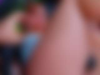 Live cam show with MiiaStonnee - Skinny Latina on AdultVida.com | colombia