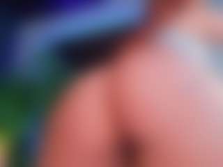 MiiaStonnee's Live Sex Cam Show