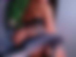 MiiaStonnee's Live Sex Cam Show
