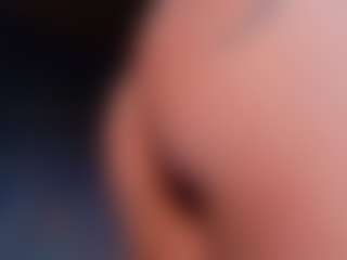 Live cam show with MiiaStonnee - Spank Red Hair on madthumbs