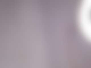 Show en direct avec MiiaStonnee - College sur Camsoda