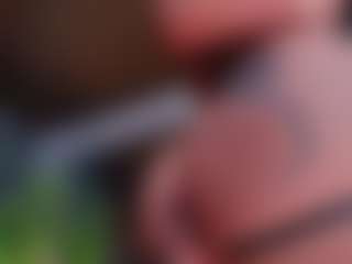 MiiaStonnee's Live Sex Cam Show