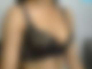 Live cam show with Ziyaakhan - Mature on justonemore.cc