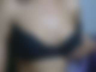 Live cam show with Ziyaakhan - Indian on PervPlay.com | india