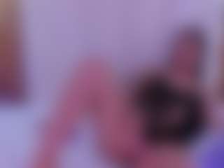 Ambarmml's Live Sex Cam Show