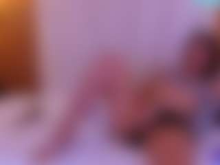 Ambarmml's Live Sex Cam Show