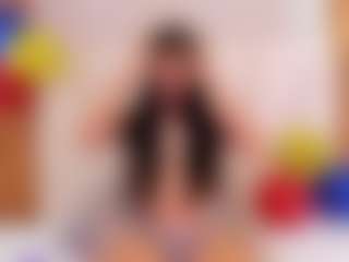 Ambarmml's Live Sex Cam Show