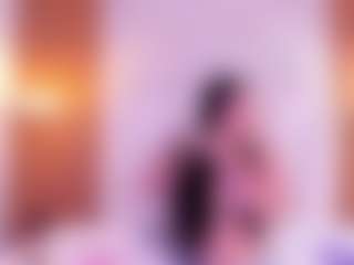 Live cam show with Ambarmml - Solo on AdultVida.com
