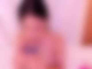 Ambarmml's Live Sex Cam Show