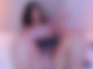 Ambarmml's Live Sex Cam Show