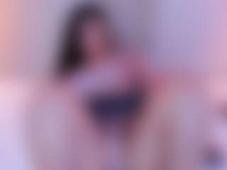 Ambarmml's Live Sex Cam Show