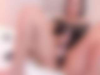 Ambarmml's Live Sex Cam Show