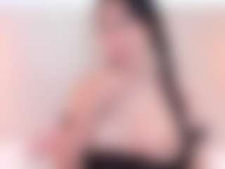 Ambarmml's Live Sex Cam Show