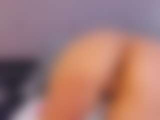 Ambarmml's Live Sex Cam Show