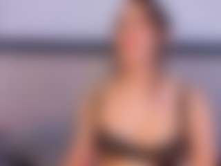 Ambarmml's Live Sex Cam Show