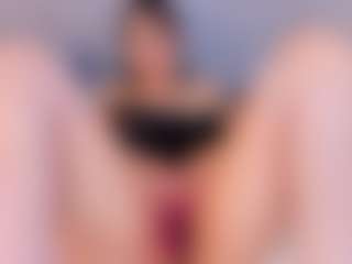 Ambarmml's Live Sex Cam Show