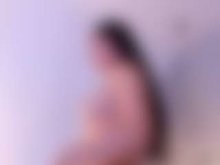 Ambarmml's Live Sex Cam Show