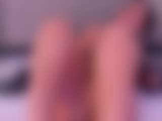 Ambarmml's Live Sex Cam Show