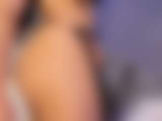 Ambarmml's Live Sex Cam Show