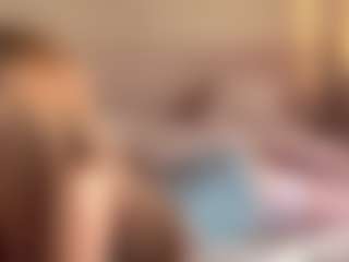Live cam show with Alberta - Virgin on UwU Esports