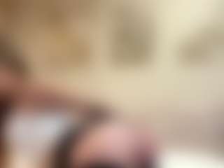 Live cam show with Alberta - Yoga Young Adult on CamClone