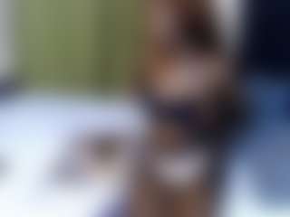 Live cam show with Kiara and Mia - Thin on CSO-WL