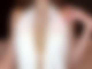 Live cam show with CleoraRaffield - Nipple Piercings on madthumbs