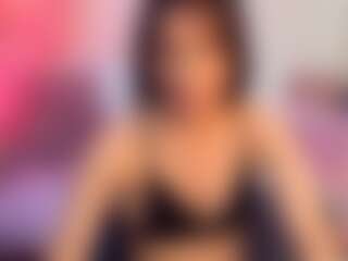 CristinaLaurentt's Live Sex Cam Show