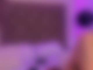 Dakota-Reese's Live Sex Cam Show