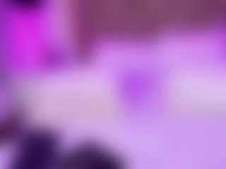 Spettacolo in cam dal vivo con Dakota-Reese - Dirty Talk su Camsoda