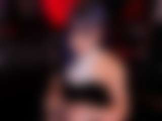 Live cam show with Draculairis - Femdom on camtv