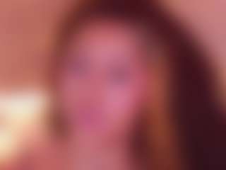 Live cam show with Kinsleybrown - Twerking on Sex Cam Show