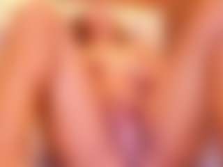 Live cam show with Kinsleybrown - Moan on sexylive.show