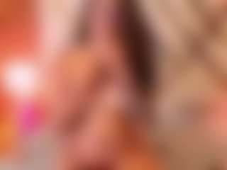 Live cam show with Kinsleybrown - Twerking on CamSodaAdn