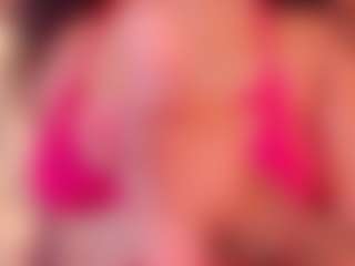 Live cam show with Kinsleybrown - Inked on Camsoda