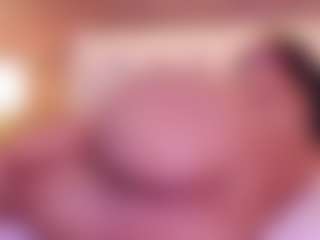 Live cam show with Kinsleybrown - Small Tits on Camsoda