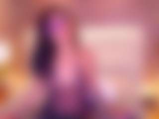 Live cam show with Kinsleybrown - Creamy on Camsoda