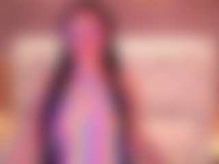 Live cam show with Kinsleybrown - Creamy on Camming Site