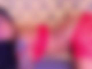 Live cam show with Kinsleybrown - Spank on Fit Hotties