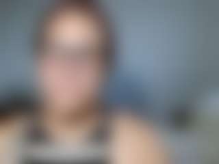 Live cam show with Meganbloomm - Green Eyes on Cam Slut