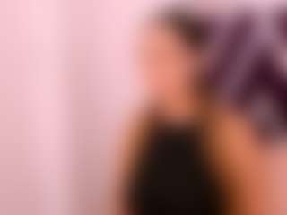 Sky Saenz's Live Sex Cam Show