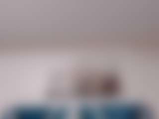 Sky Saenz's Live Sex Cam Show