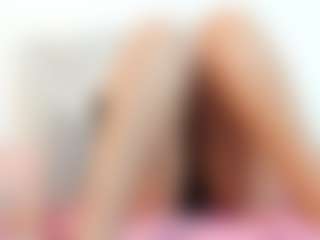 Sky Saenz's Live Sex Cam Show