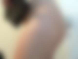 Sky Saenz's Live Sex Cam Show